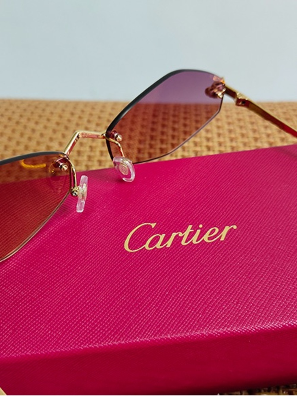Cartier Rimless Pink Gradient Sunglasses with Gold Temples - Picture 4 of 7